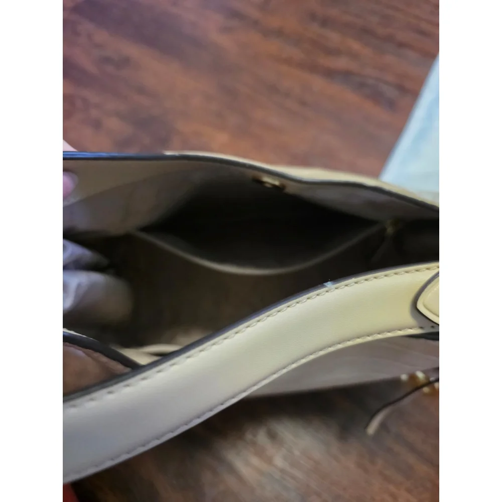 Michael Kors Joan Large Slouchy Shoulder Bag - Picture 6 of 10